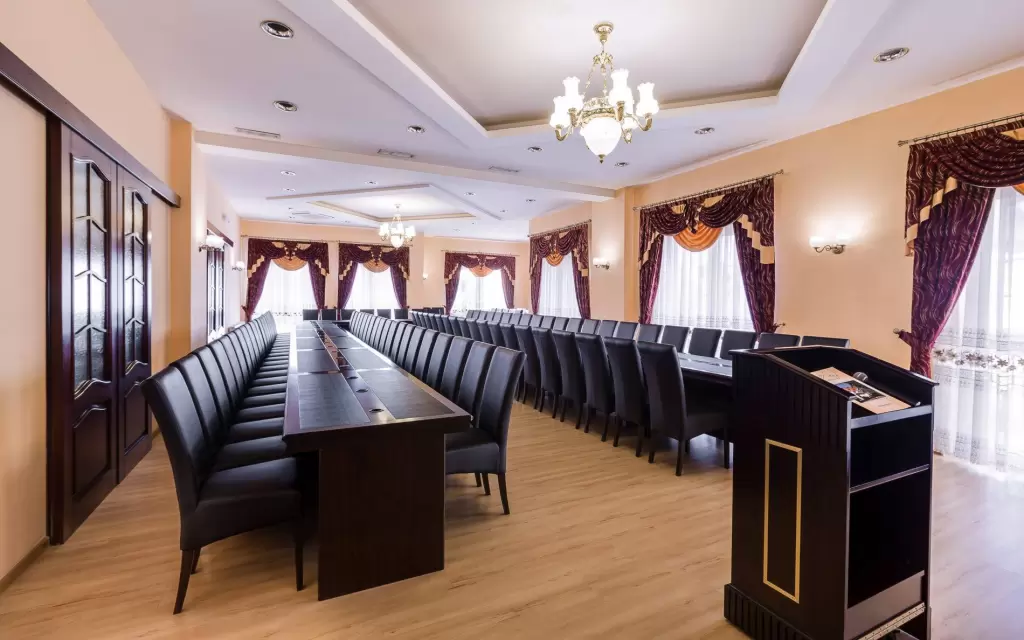 Hotele konferencyjne z noclegiem na ponad 100 miejsc w województwie dolnośląskim