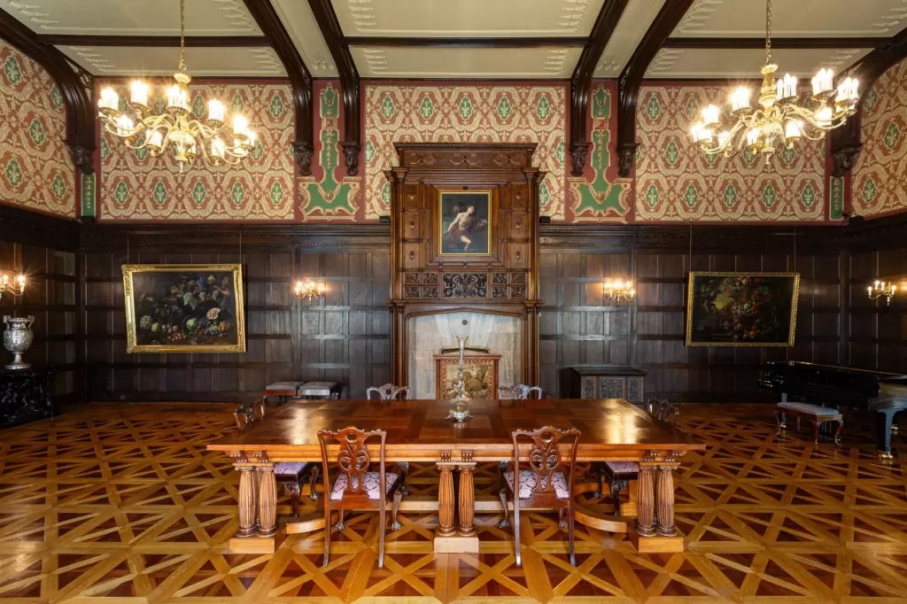 Przestrzenie biznesowe posiadające zabytkową architekturę na Ziemi Ł&oacute;dzkiej&nbsp;