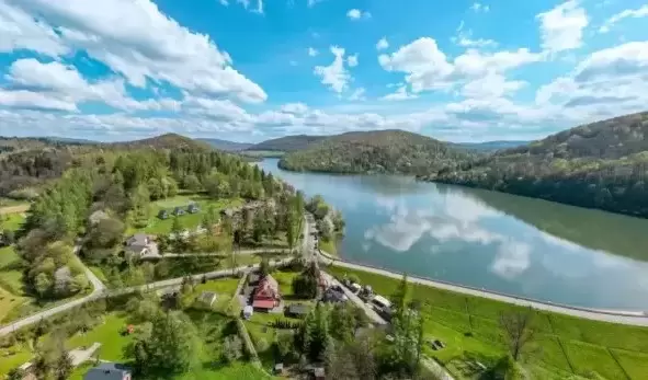 Miejsca na eventy firmowe w okolicach Jeziora Solińskiego