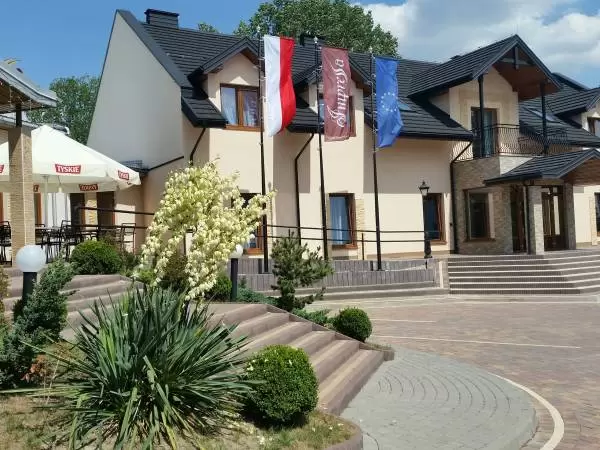 Hotel Pod Dębami***