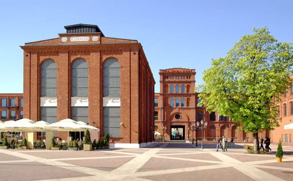 MANUFAKTURA CONVENTION