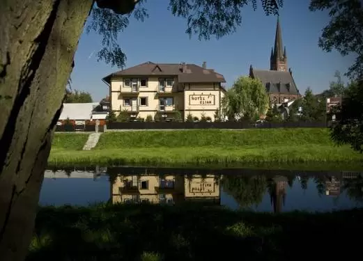 4 Strony Świata hotel restauracja