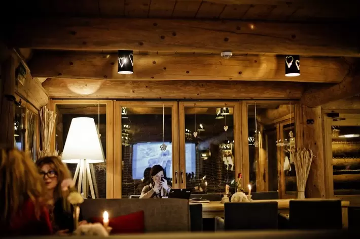 Hotel Restauracja - Piwnica Rycerska