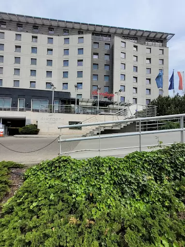 Airport Hotel Okęcie****