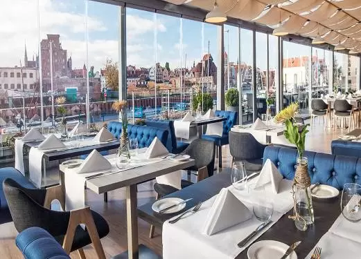 Szafarnia 10 Restaurant & Conferences