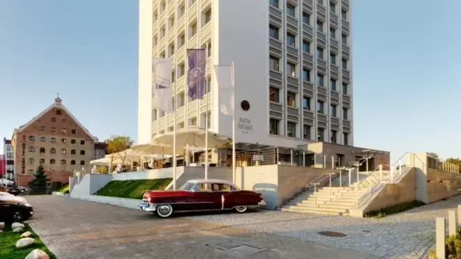 Marina Club Hotel***