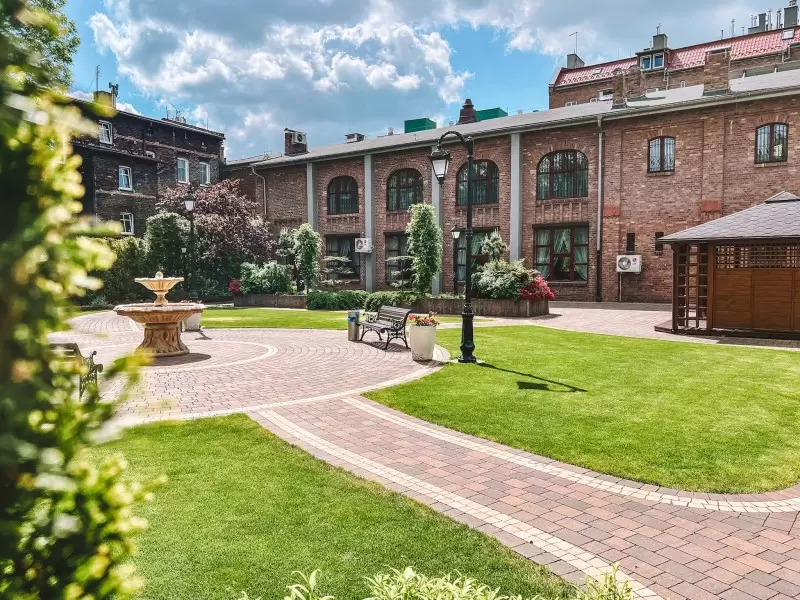 Centrum Konferencyjno - Bankietowe “u Ostrowskich”